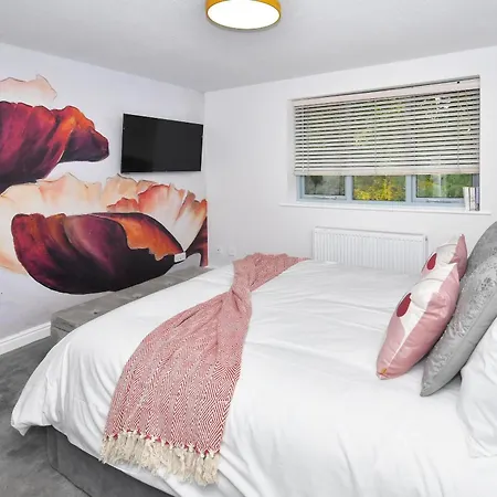 Townhouse @ Aboyne Close Birmingham